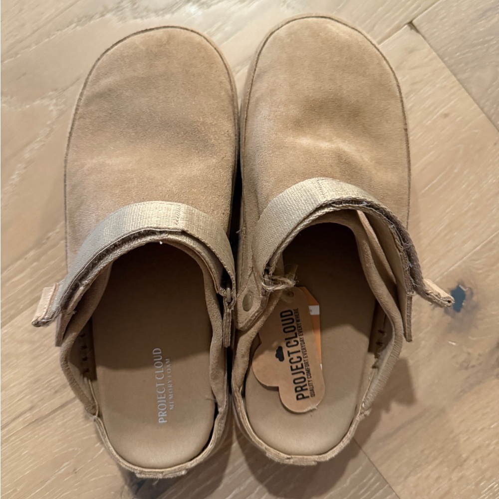 Size 11 project cloud memory foam clogs
